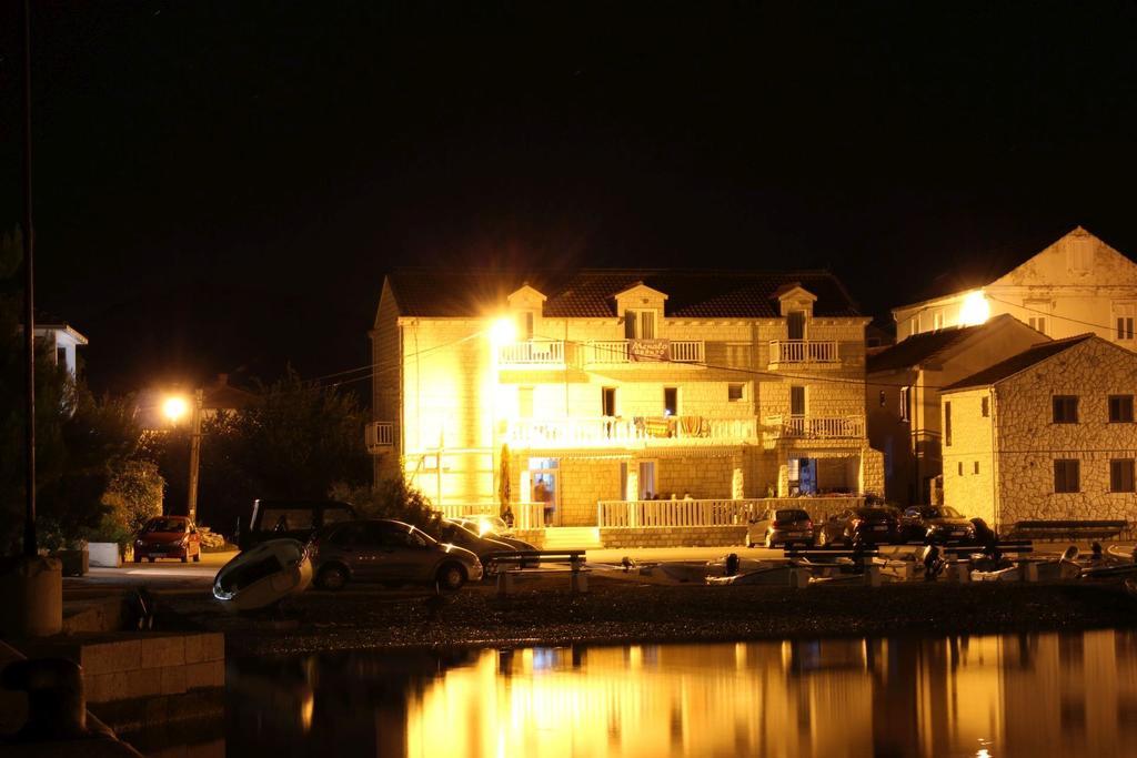 Villa Menalo Hodilje Exterior photo
