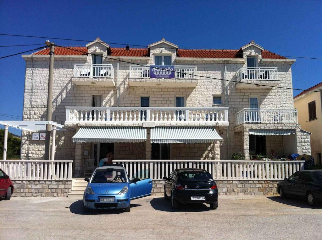 Villa Menalo Hodilje Exterior photo